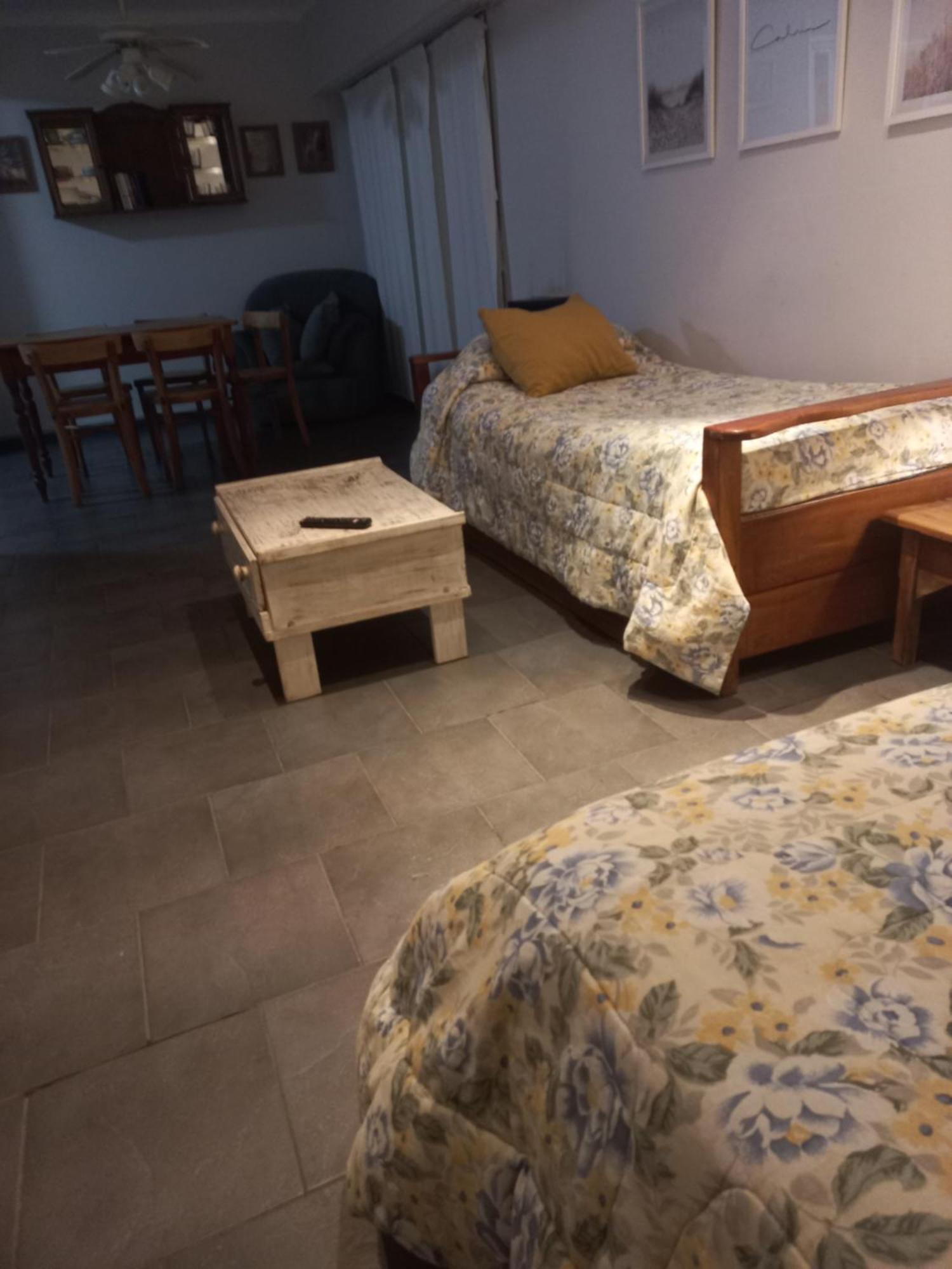 La Biblioteca Διαμέρισμα Olavarría Δωμάτιο φωτογραφία