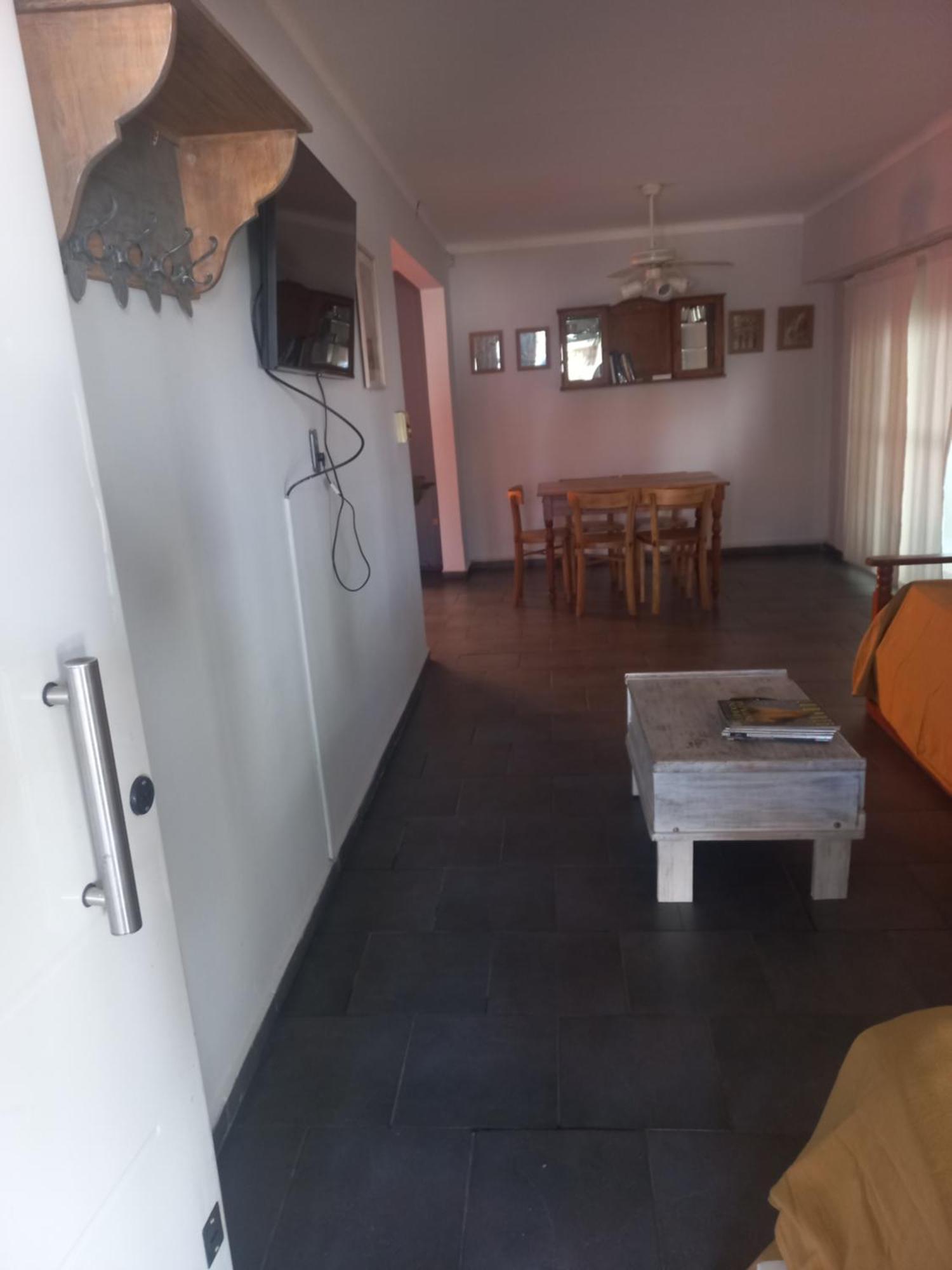 La Biblioteca Διαμέρισμα Olavarría Δωμάτιο φωτογραφία